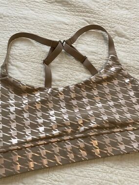Savage X Fenty Houndstooth Low-Impact Sports Bra Tan Gold